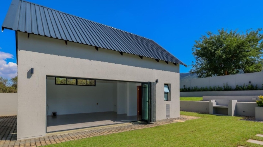 5 Bedroom Property for Sale in Leloko Lifestyle Estate North West